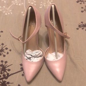 NIB Light pink heels